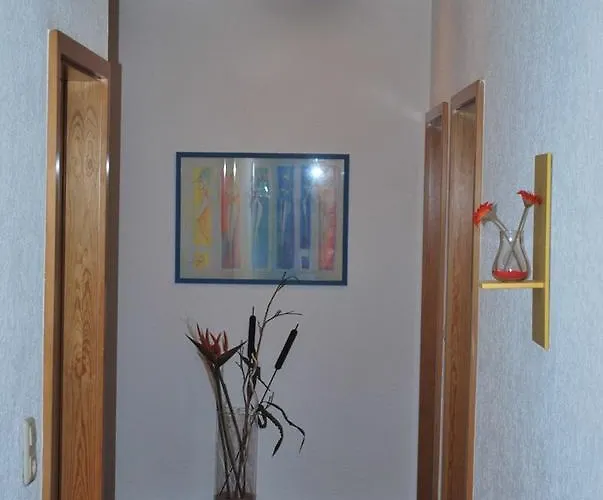 Nassauer Hof Otel 3*